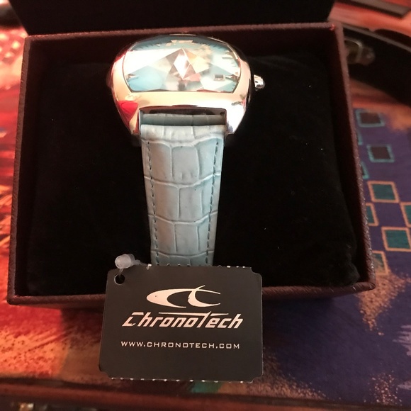 Chronotech Unique Crystal Ladies Designer Watch - Picture 4 of 4